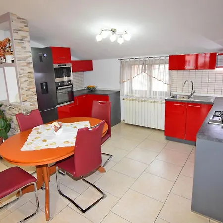 Levak 2 Apartamento *